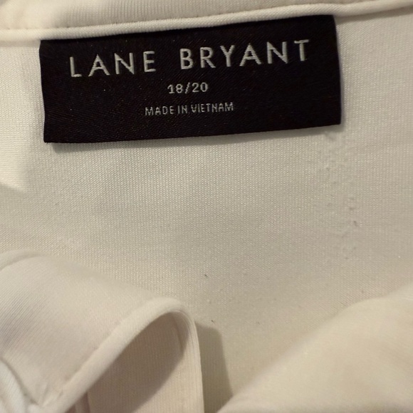 NWOT Lane Bryant Relaxed Snap Button-Front Knit White Top Size 18/20. - Picture 5 of 8